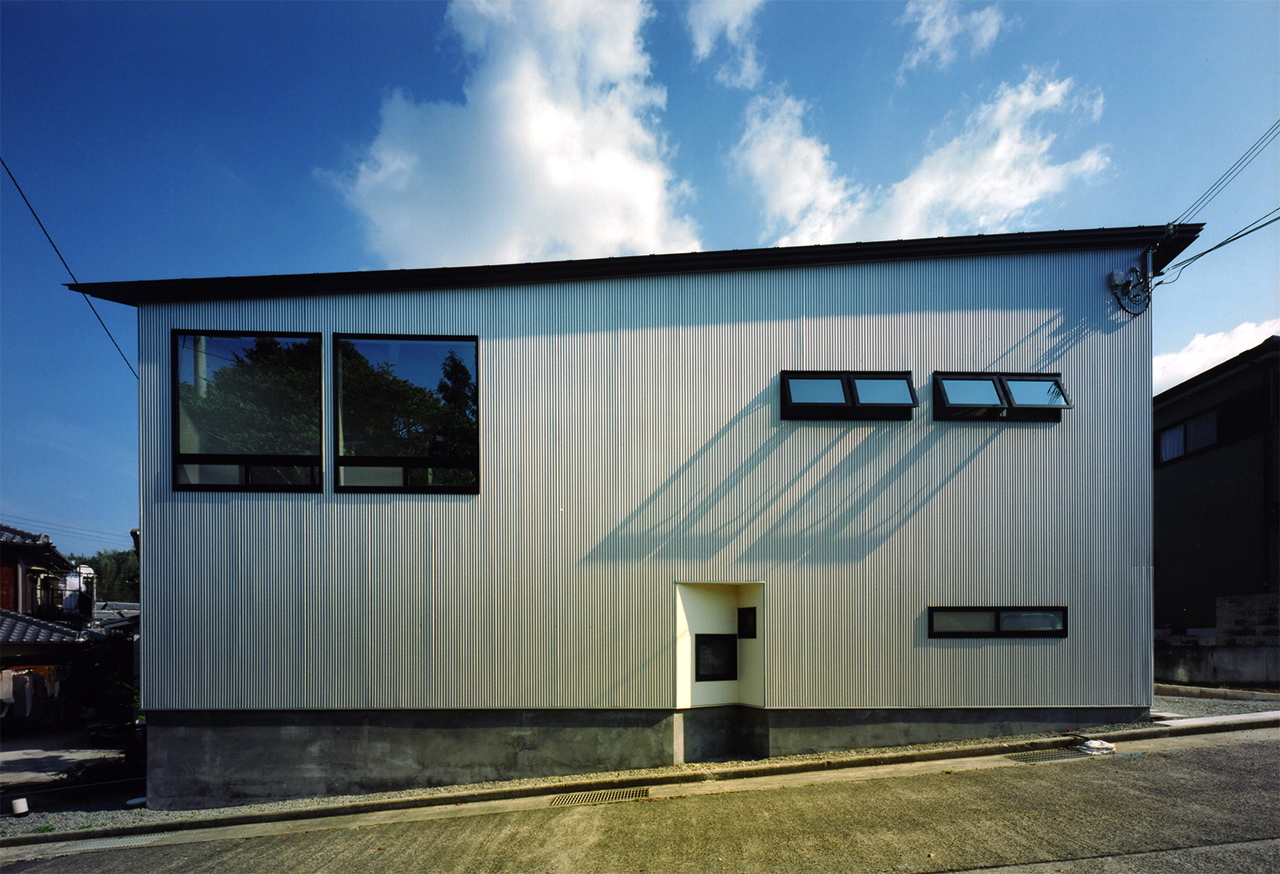 西立面｜兵庫県洲本市の住宅｜庄司洋建築設計事務所