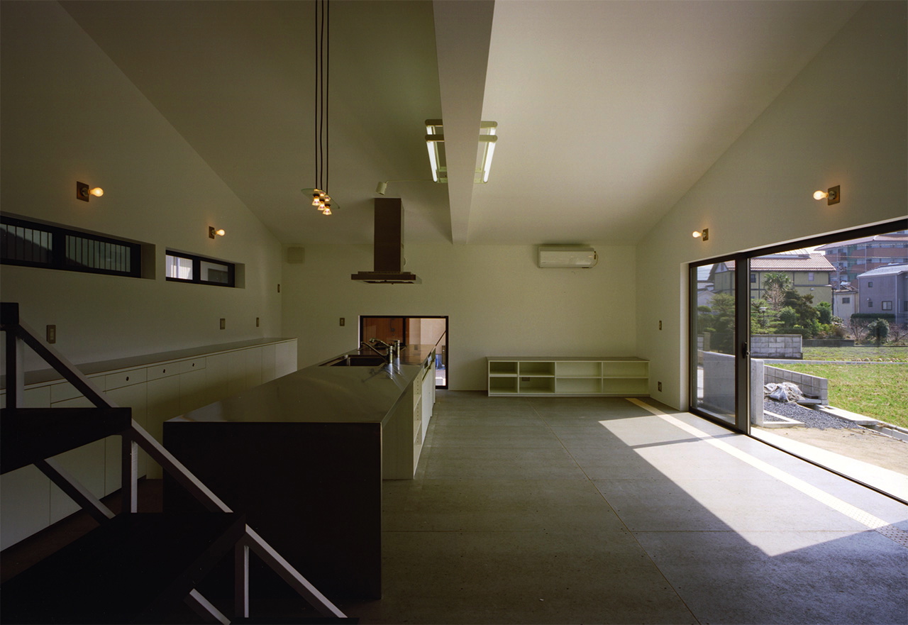 キッチンとリビング｜岡山県の注文住宅｜庄司洋建築設計事務所