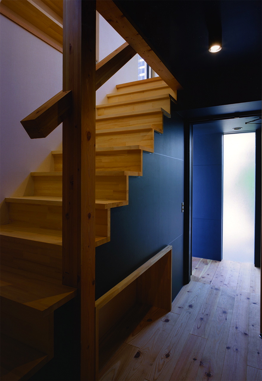 住居側玄関|奈良の写真館・住宅|庄司洋建築設計事務所