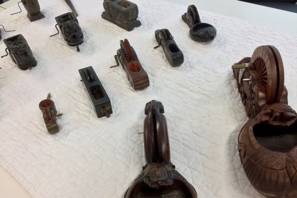 「墨壺のかたち」