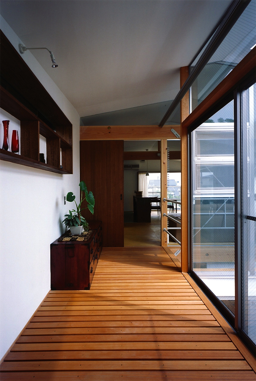 スノコ廊下｜兵庫県神戸市の木造住宅｜庄司洋建築設計事務所