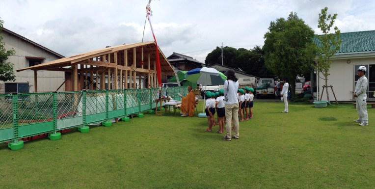 こどもたち達と上棟式