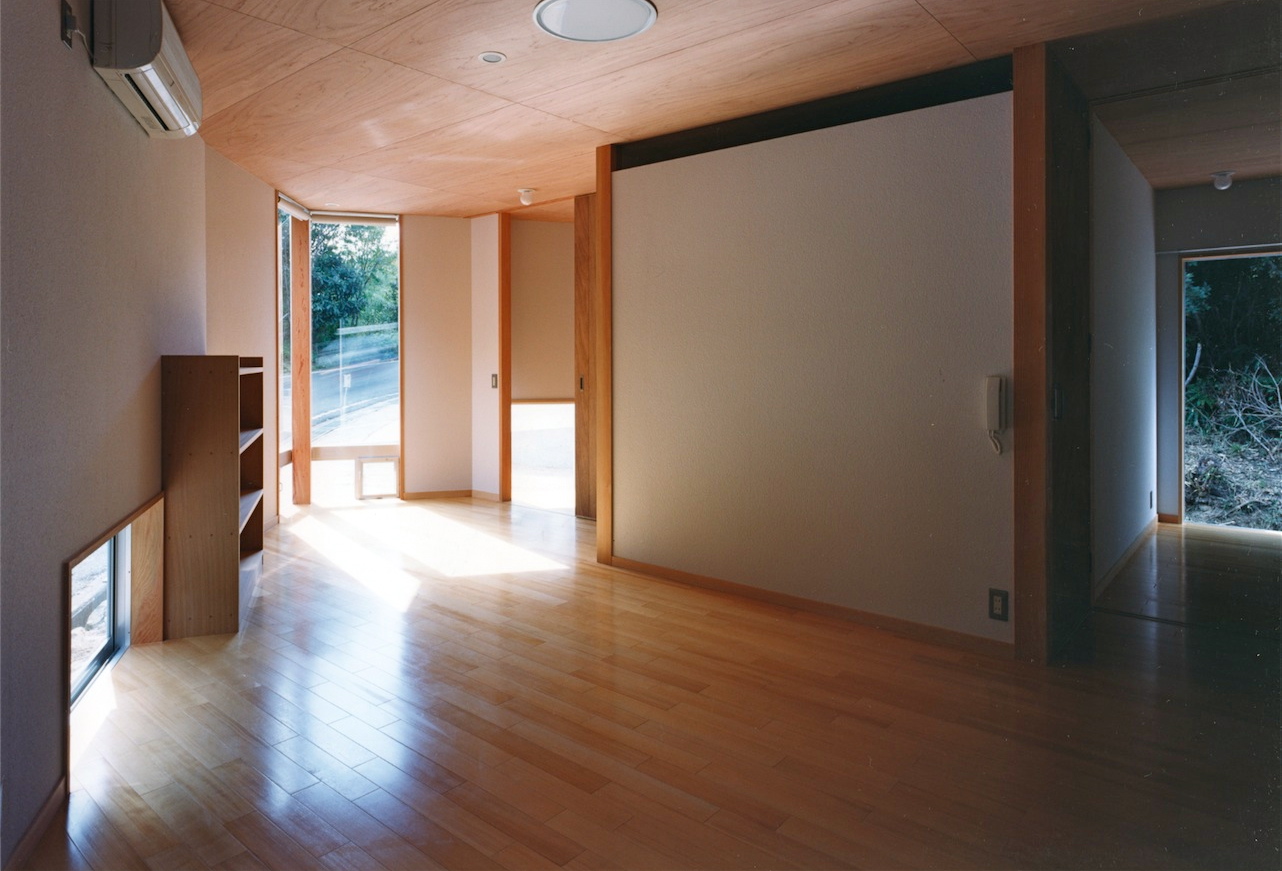 両親のリビング｜兵庫県淡路島の２世帯住宅｜庄司洋建築設計事務所