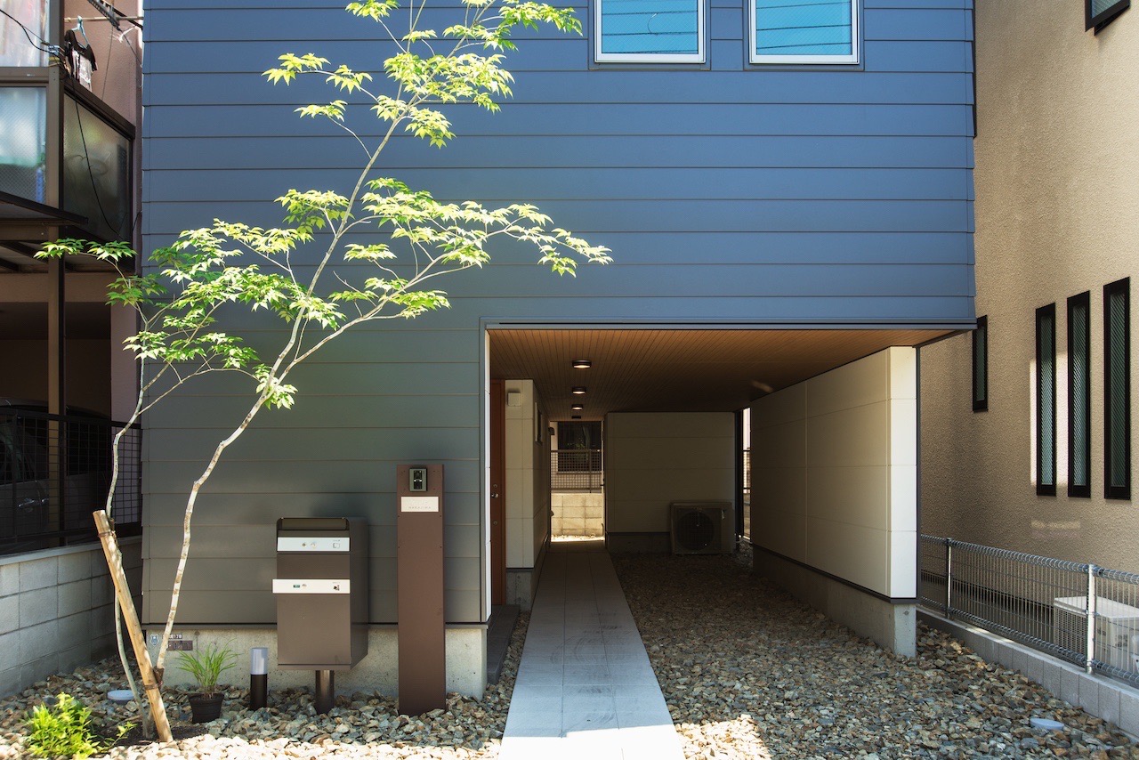 車庫正面｜兵庫県神戸市の住宅｜庄司洋建築設計事務所