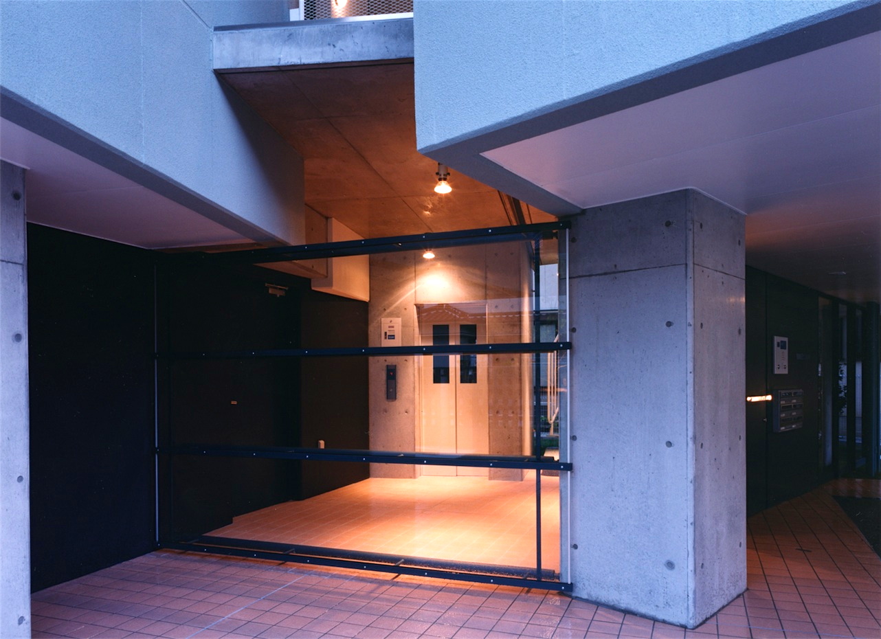 09：エントランスホール