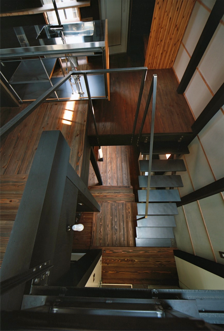 階段見下ろし|兵庫県西宮市の住まい|庄司洋建築設計事務所