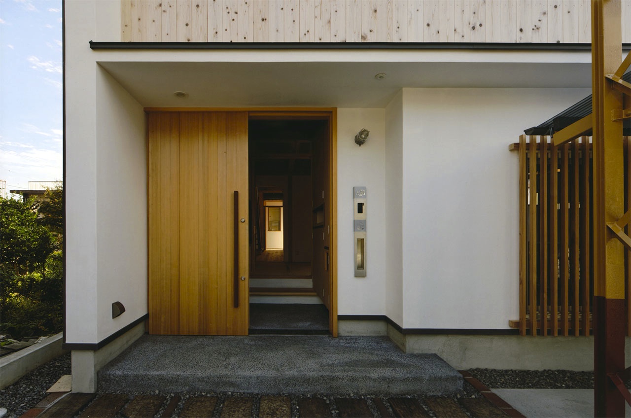 玄関戸｜滋賀県大津市の住まい ｜庄司洋建築設計事務所
