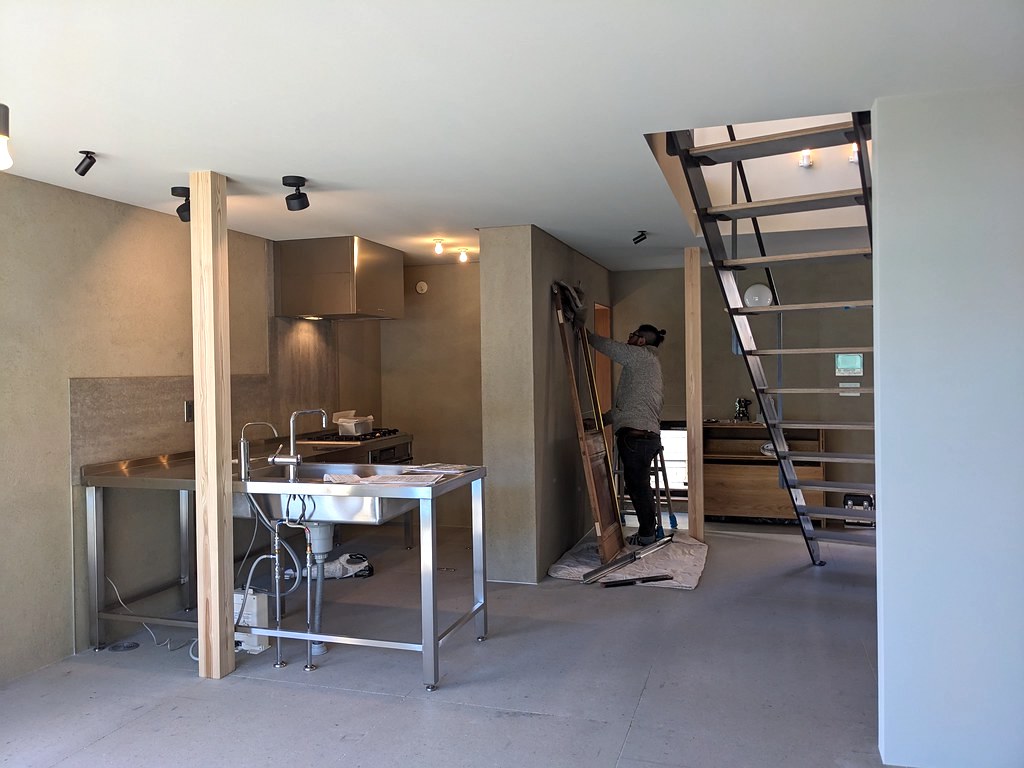 キッチンは施主様支給です。